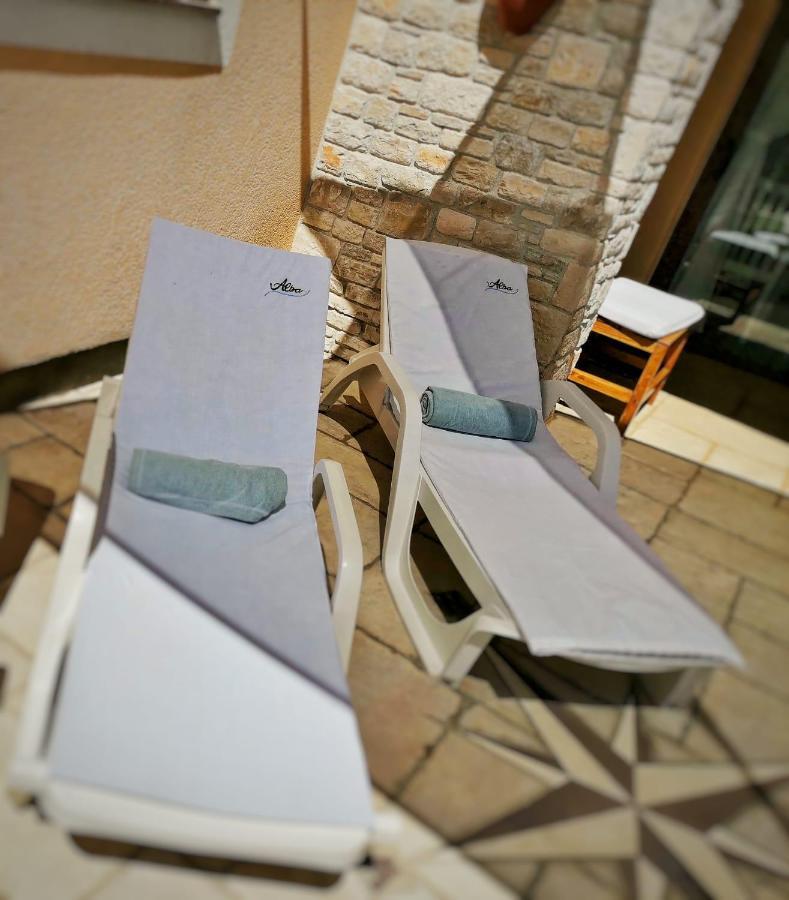 Luxury Apartment Alba With Pool Kanfanar Ngoại thất bức ảnh